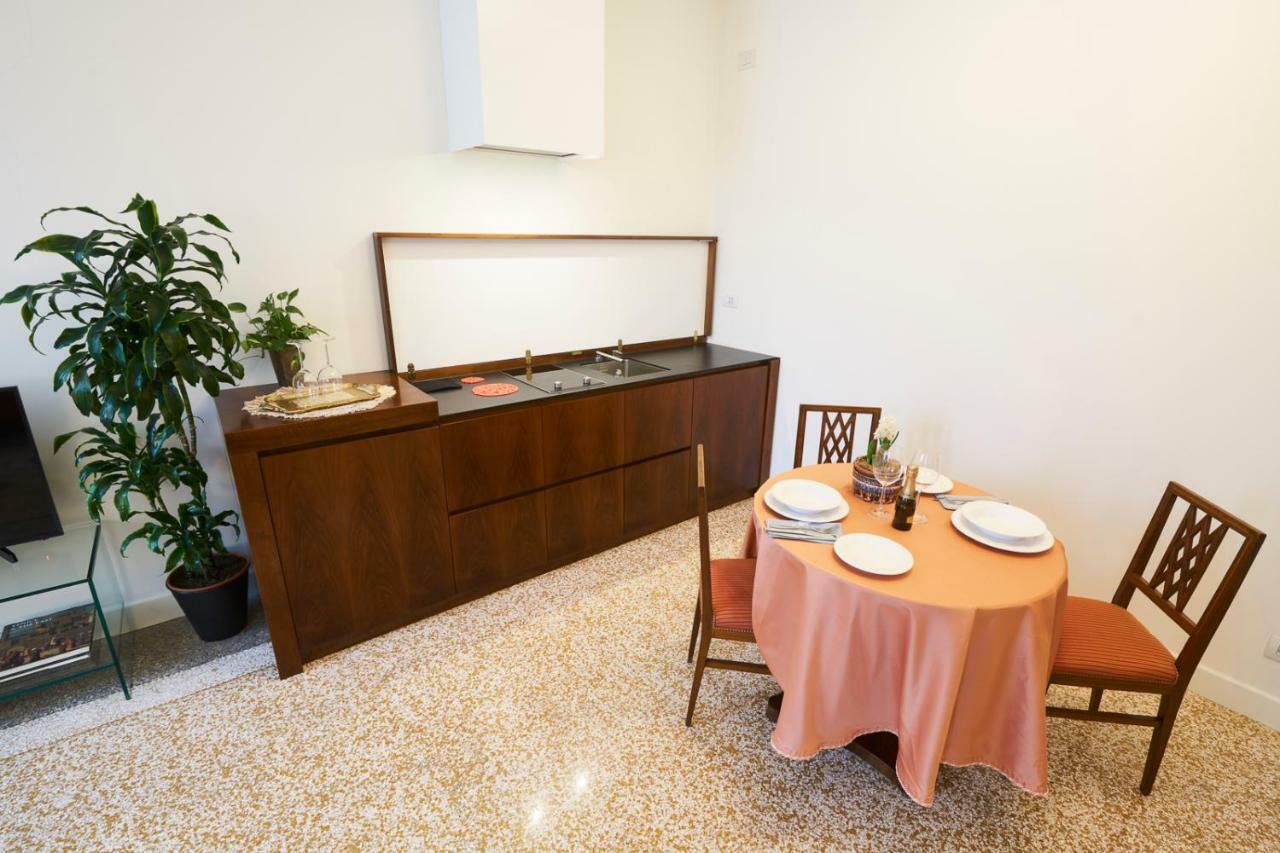 Charming On Grand Canal Vakantiehuis
